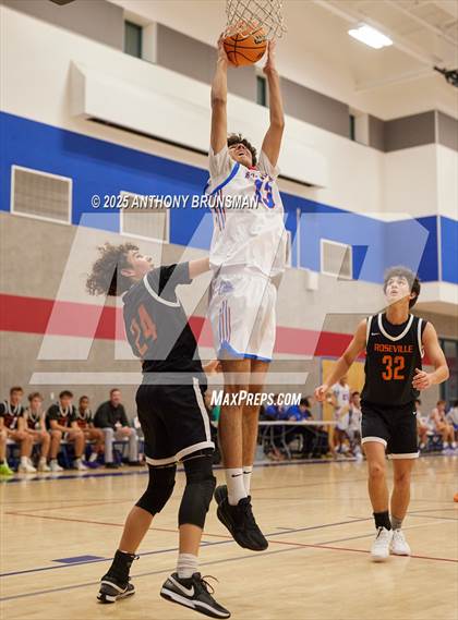 Thumbnail 1 in JV: Roseville @ Folsom photogallery.
