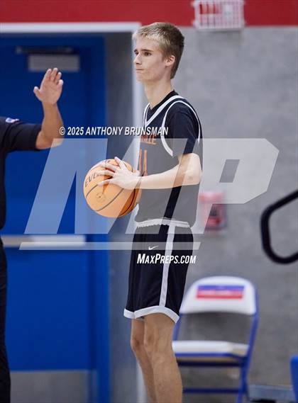 Thumbnail 3 in JV: Roseville @ Folsom photogallery.