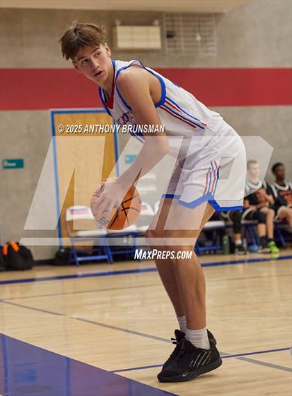 Thumbnail 3 in JV: Roseville @ Folsom photogallery.