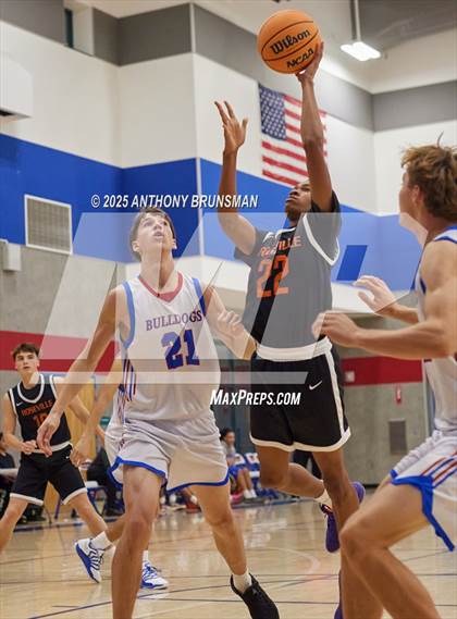Thumbnail 3 in JV: Roseville @ Folsom photogallery.