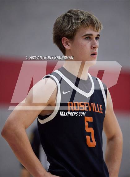 Thumbnail 3 in JV: Roseville @ Folsom photogallery.