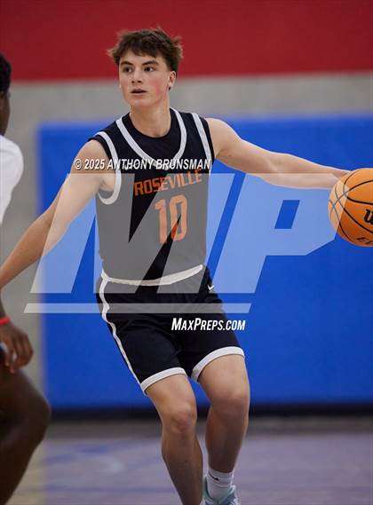 Thumbnail 2 in JV: Roseville @ Folsom photogallery.