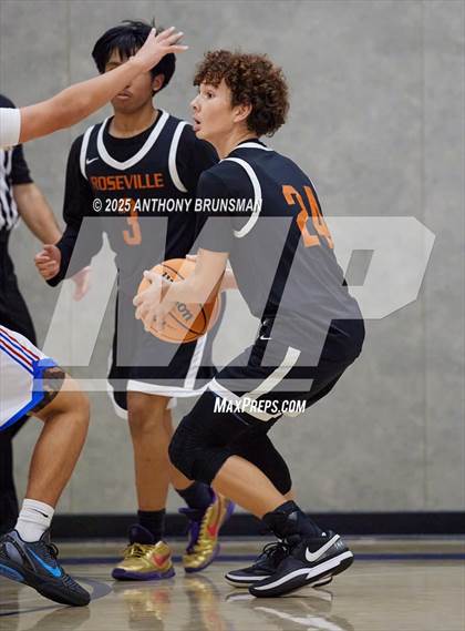 Thumbnail 2 in JV: Roseville @ Folsom photogallery.