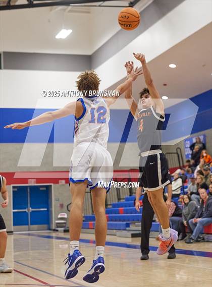 Thumbnail 3 in JV: Roseville @ Folsom photogallery.