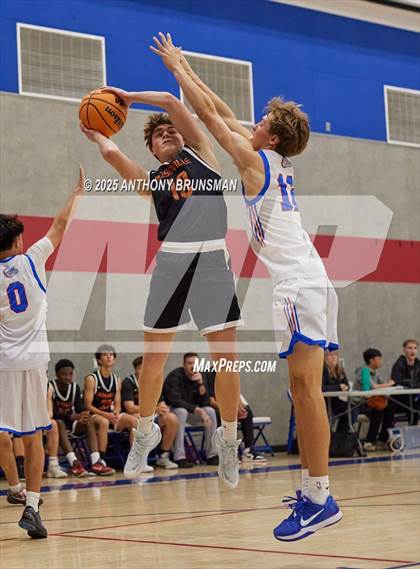 Thumbnail 1 in JV: Roseville @ Folsom photogallery.