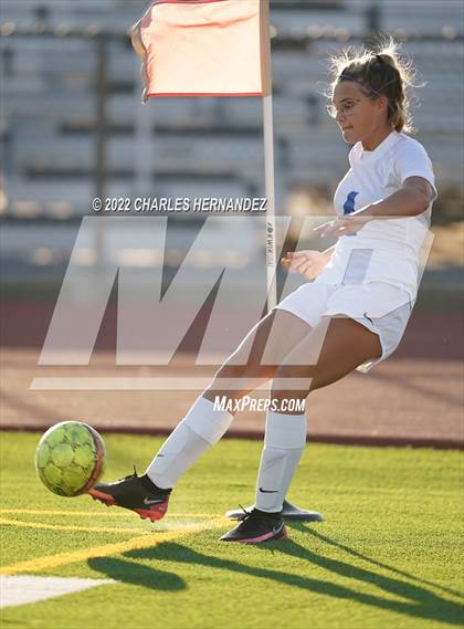 Thumbnail 2 in Azle vs. Dickinson (College Station Classic) photogallery.
