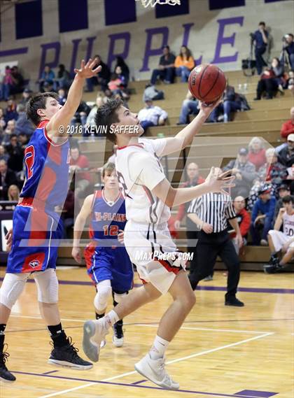 Thumbnail 2 in Otis vs. Flagler/Hi-Plains  (CHSAA 1A District Playoff) photogallery.