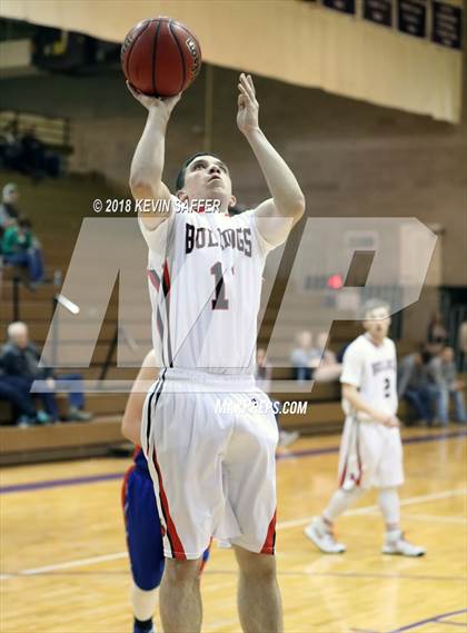 Thumbnail 3 in Otis vs. Flagler/Hi-Plains  (CHSAA 1A District Playoff) photogallery.