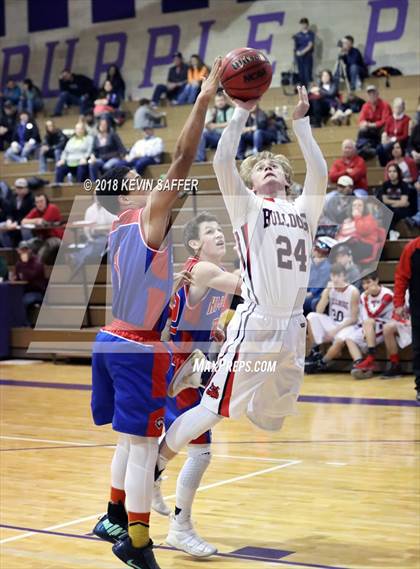 Thumbnail 2 in Otis vs. Flagler/Hi-Plains  (CHSAA 1A District Playoff) photogallery.