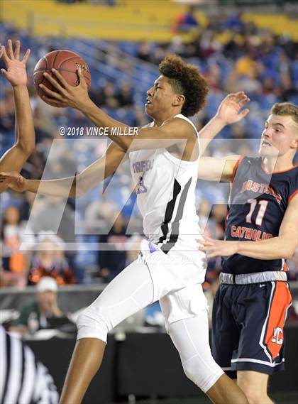 Thumbnail 2 in Garfield vs. Eastside Catholic (WIAA 3A Semifinal)  photogallery.