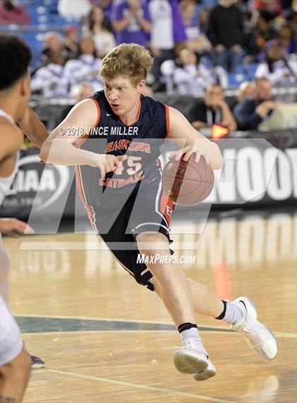 Thumbnail 1 in Garfield vs. Eastside Catholic (WIAA 3A Semifinal)  photogallery.