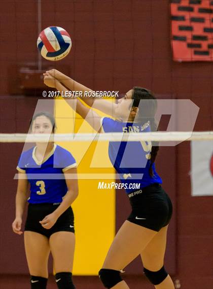 Thumbnail 3 in San Diego @ Cotulla photogallery.