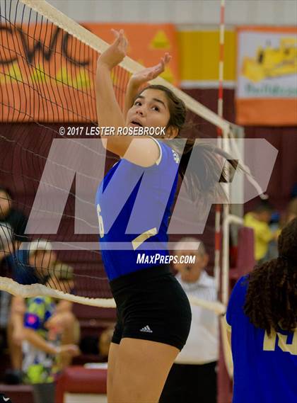 Thumbnail 1 in San Diego @ Cotulla photogallery.