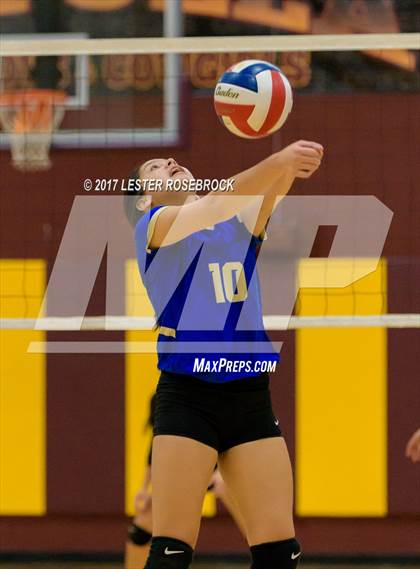 Thumbnail 3 in San Diego @ Cotulla photogallery.