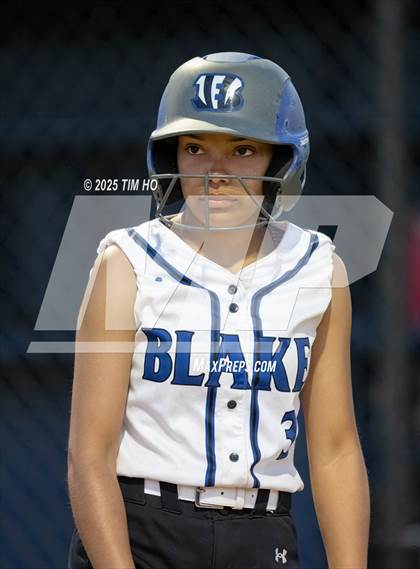 Thumbnail 3 in Northwest @ Blake photogallery.