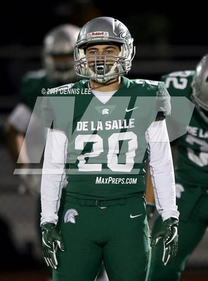 Thumbnail 2 in De La Salle vs. Pittsburg (CIF NCS Open Division Final) photogallery.