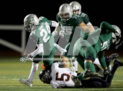 Thumbnail 2 in De La Salle vs. Pittsburg (CIF NCS Open Division Final) photogallery.