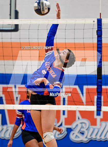 Thumbnail 1 in Livonia @ Caledonia-Mumford photogallery.