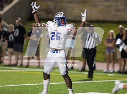 Thumbnail 2 in Westlake vs. Vandergrift photogallery.