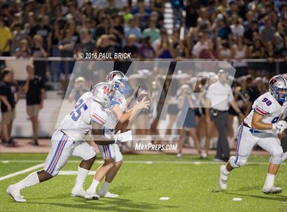 Thumbnail 2 in Westlake vs. Vandergrift photogallery.