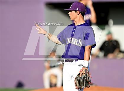 Thumbnail 1 in Thibodaux vs. South Terrebonne (LHSAA Division I Bi-District Playoff) photogallery.