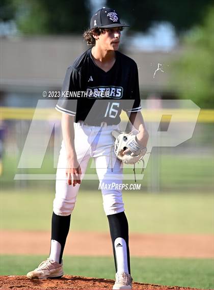 Thumbnail 1 in Thibodaux vs. South Terrebonne (LHSAA Division I Bi-District Playoff) photogallery.
