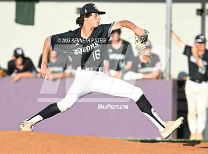 Thumbnail 1 in Thibodaux vs. South Terrebonne (LHSAA Division I Bi-District Playoff) photogallery.