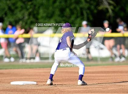 Thumbnail 1 in Thibodaux vs. South Terrebonne (LHSAA Division I Bi-District Playoff) photogallery.