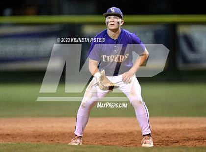 Thumbnail 1 in Thibodaux vs. South Terrebonne (LHSAA Division I Bi-District Playoff) photogallery.