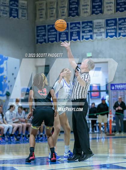 Thumbnail 3 in Etiwanda @ La Jolla Country Day (CIF State Open Division Regional Semifinal)  photogallery.