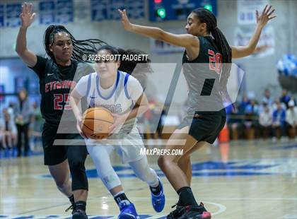 Thumbnail 2 in Etiwanda @ La Jolla Country Day (CIF State Open Division Regional Semifinal)  photogallery.