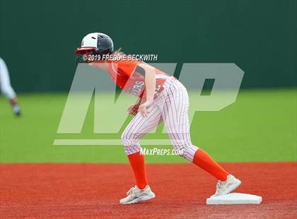 Thumbnail 1 in Tom Bean vs. Honey Grove (UIL 2A Regional Quarterfinal) photogallery.