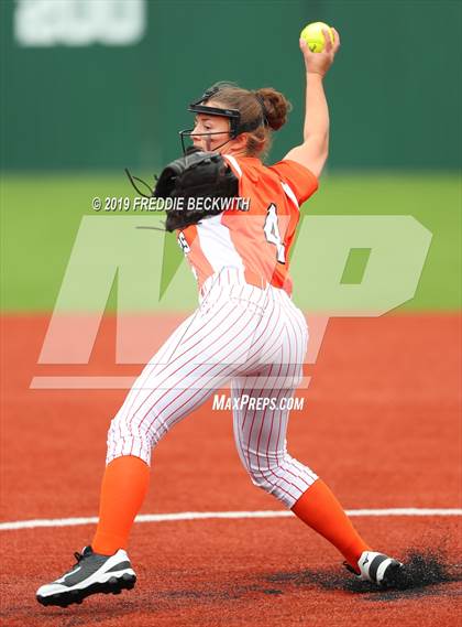 Thumbnail 1 in Tom Bean vs. Honey Grove (UIL 2A Regional Quarterfinal) photogallery.