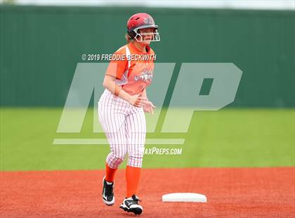 Thumbnail 2 in Tom Bean vs. Honey Grove (UIL 2A Regional Quarterfinal) photogallery.