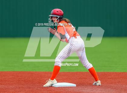 Thumbnail 1 in Tom Bean vs. Honey Grove (UIL 2A Regional Quarterfinal) photogallery.
