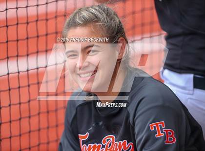 Thumbnail 2 in Tom Bean vs. Honey Grove (UIL 2A Regional Quarterfinal) photogallery.