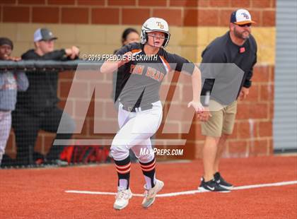 Thumbnail 2 in Tom Bean vs. Honey Grove (UIL 2A Regional Quarterfinal) photogallery.