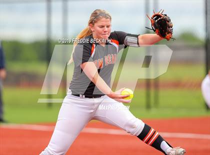 Thumbnail 1 in Tom Bean vs. Honey Grove (UIL 2A Regional Quarterfinal) photogallery.