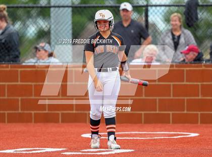 Thumbnail 2 in Tom Bean vs. Honey Grove (UIL 2A Regional Quarterfinal) photogallery.