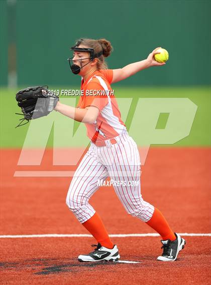 Thumbnail 3 in Tom Bean vs. Honey Grove (UIL 2A Regional Quarterfinal) photogallery.