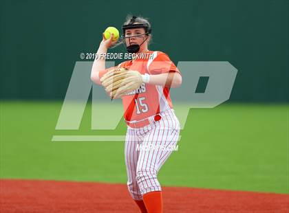 Thumbnail 2 in Tom Bean vs. Honey Grove (UIL 2A Regional Quarterfinal) photogallery.