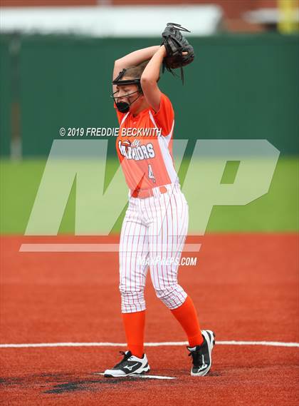 Thumbnail 1 in Tom Bean vs. Honey Grove (UIL 2A Regional Quarterfinal) photogallery.