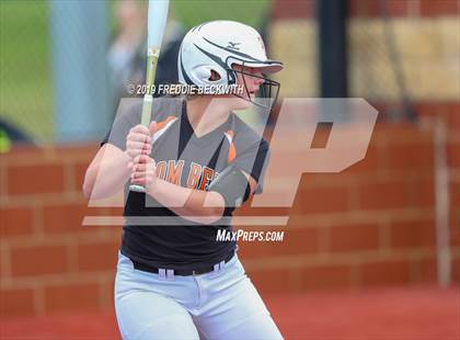 Thumbnail 3 in Tom Bean vs. Honey Grove (UIL 2A Regional Quarterfinal) photogallery.