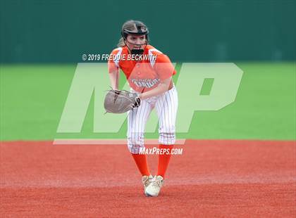 Thumbnail 3 in Tom Bean vs. Honey Grove (UIL 2A Regional Quarterfinal) photogallery.