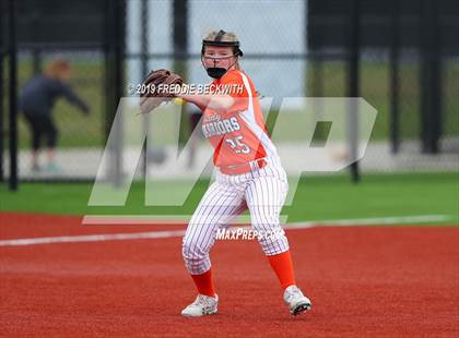 Thumbnail 2 in Tom Bean vs. Honey Grove (UIL 2A Regional Quarterfinal) photogallery.