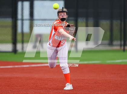 Thumbnail 1 in Tom Bean vs. Honey Grove (UIL 2A Regional Quarterfinal) photogallery.