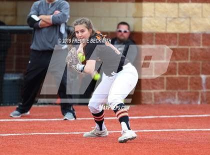 Thumbnail 1 in Tom Bean vs. Honey Grove (UIL 2A Regional Quarterfinal) photogallery.