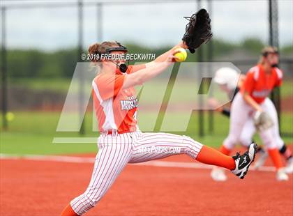 Thumbnail 1 in Tom Bean vs. Honey Grove (UIL 2A Regional Quarterfinal) photogallery.