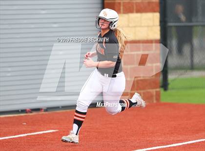 Thumbnail 2 in Tom Bean vs. Honey Grove (UIL 2A Regional Quarterfinal) photogallery.