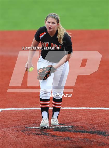 Thumbnail 3 in Tom Bean vs. Honey Grove (UIL 2A Regional Quarterfinal) photogallery.